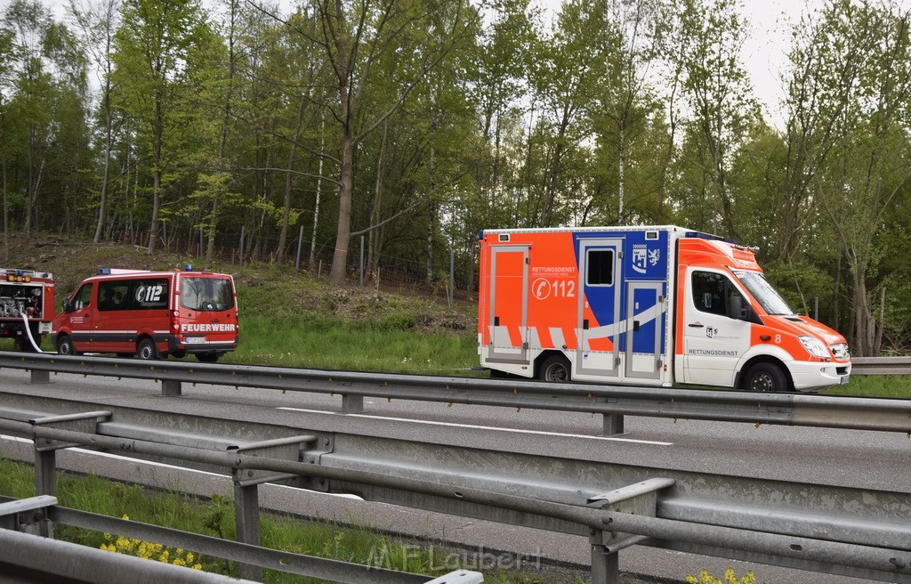 VU Gefahrgut LKW umgestuerzt A 4 Rich Koeln Hoehe AS Gummersbach P102.JPG - Miklos Laubert